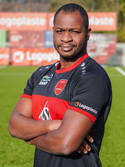 James MOSAKU