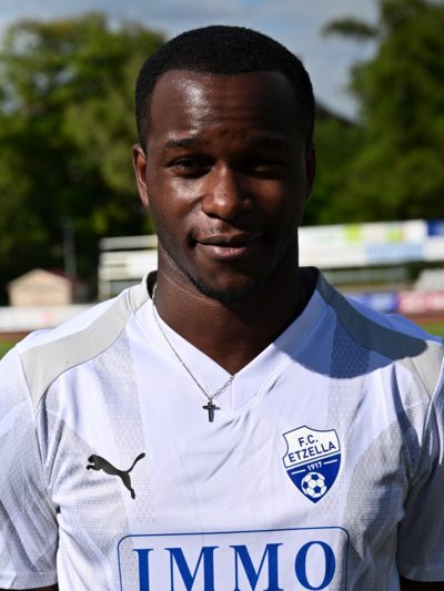Yanis N'GBIN